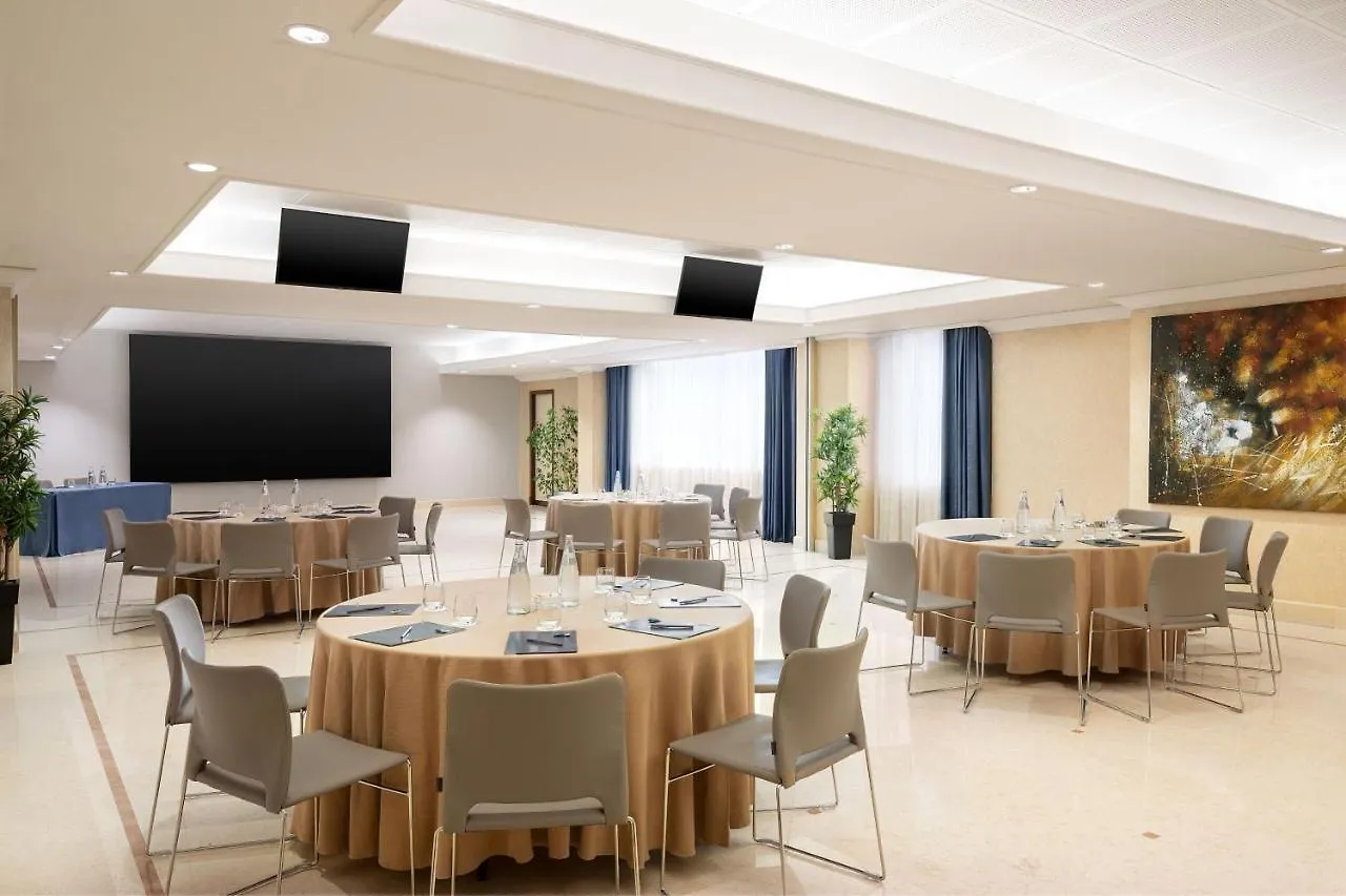 Hotel Courtyard By Marriott Rome Central Park